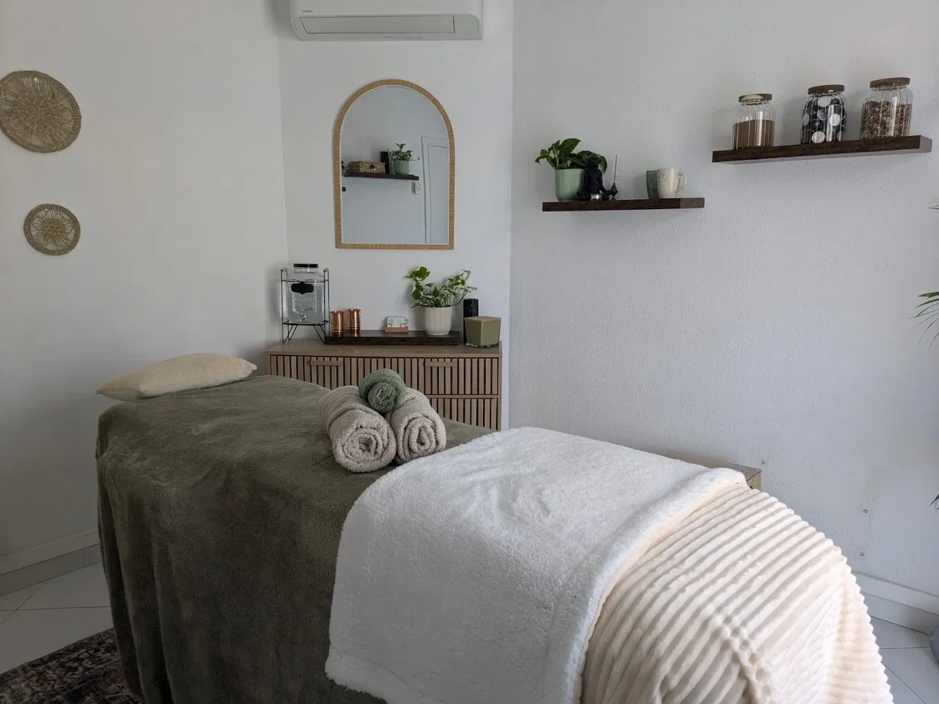 Espace de soins du cabinet Mood and Massages à Saint-Laurent-du-Var